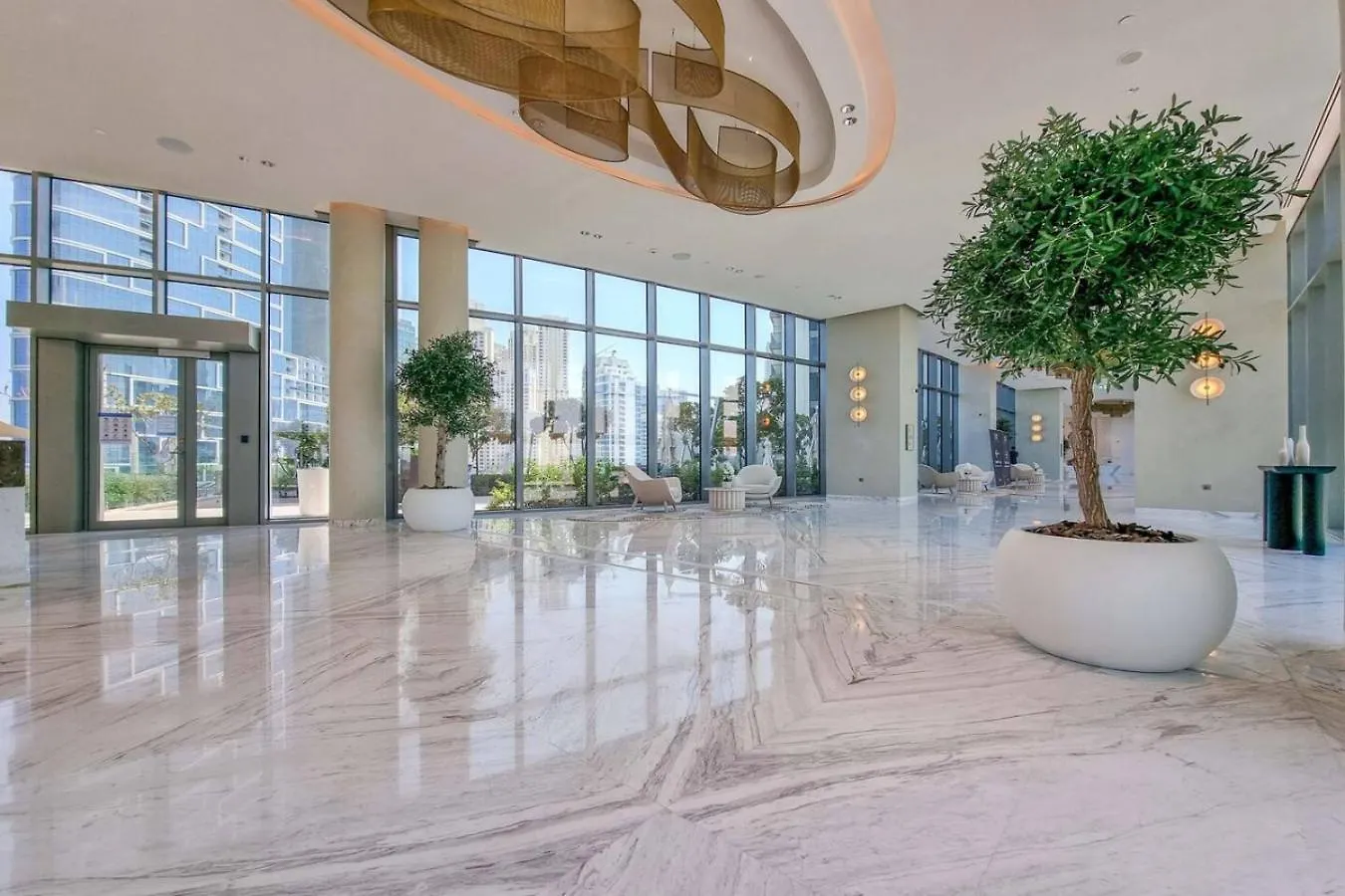 Seraya Residence 17 - 4Bdr - 2 Balconies With Marina Views Dubaï Appartement