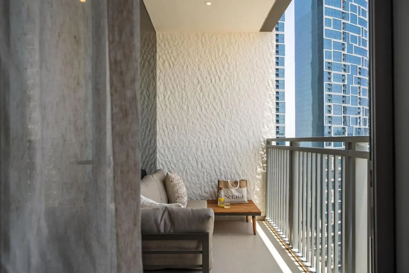 Seraya Residence 17 - 4Bdr - 2 Balconies With Marina Views Dubaï Appartement