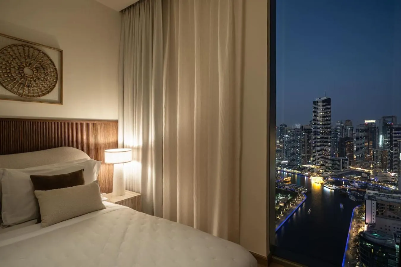 Seraya Residence 17 - 4Bdr - 2 Balconies With Marina Views Dubaï Appartement