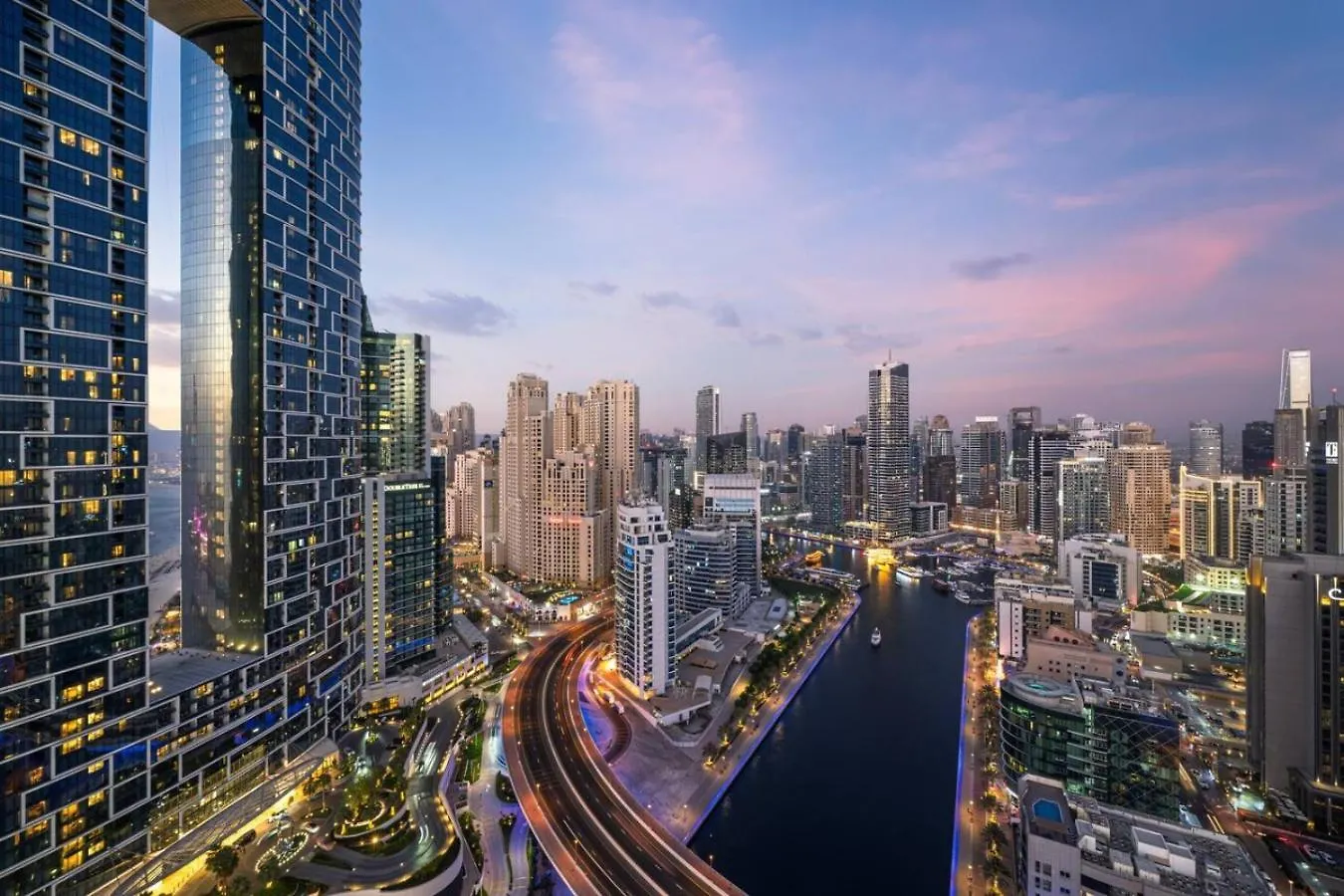 Seraya Residence 17 - 4Bdr - 2 Balconies With Marina Views Dubaï