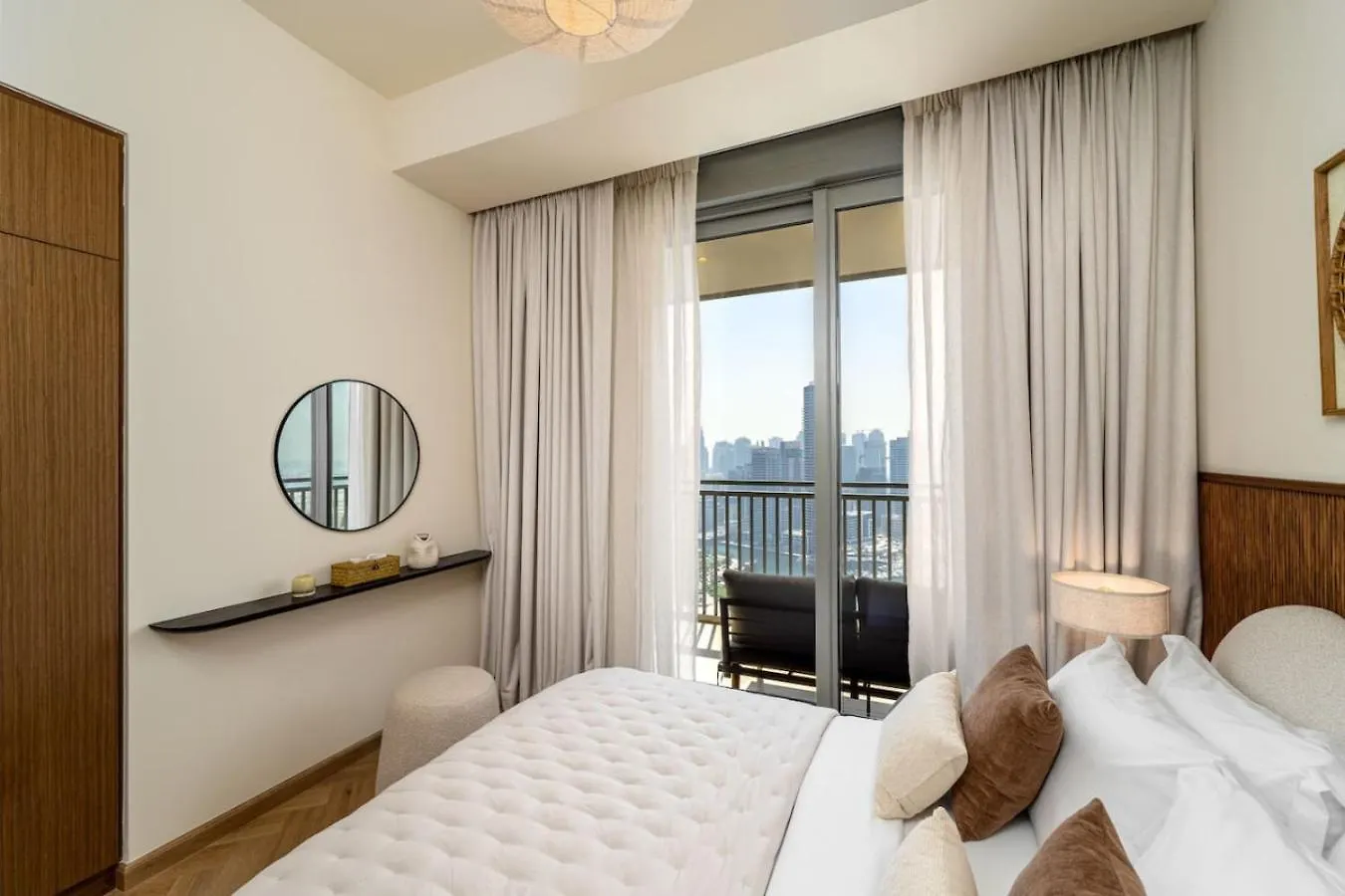 Apartment Seraya Residence 17 - 4Bdr - 2 Balconies With Marina Views Dubai