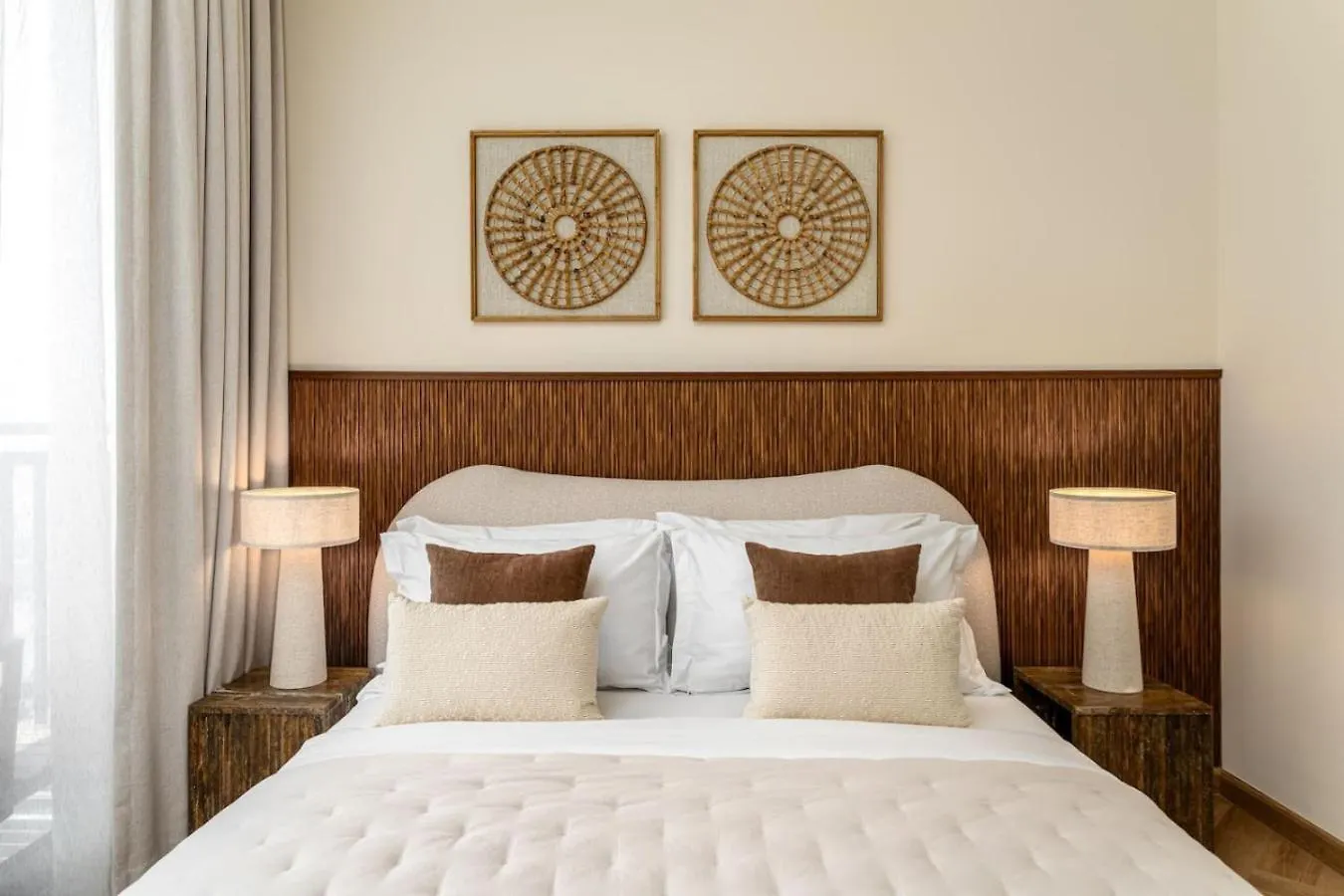 Seraya Residence 17 - 4Bdr - 2 Balconies With Marina Views Dubai Apartment