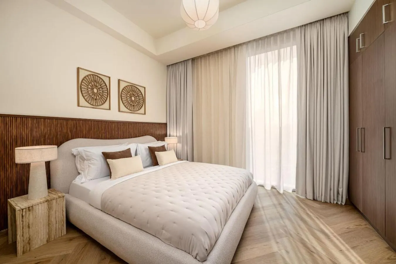 Apartment Seraya Residence 17 - 4Bdr - 2 Balconies With Marina Views Dubai