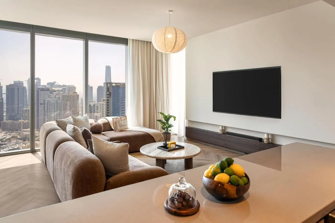 Seraya Residence 17 - 4Bdr - 2 Balconies With Marina Views Dubai Apartment