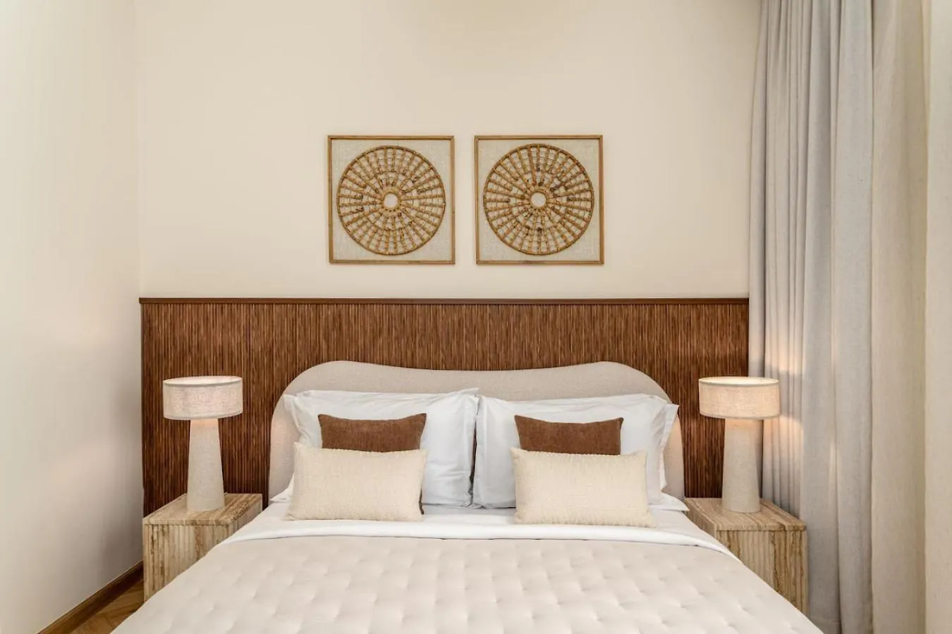 Seraya Residence 17 - 4Bdr - 2 Balconies With Marina Views Dubai