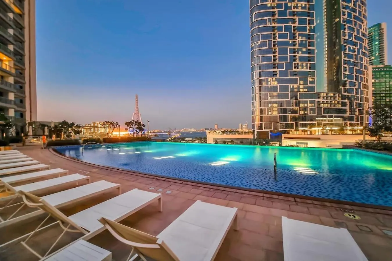 Apartment Seraya Residence 17 - 4Bdr - 2 Balconies With Marina Views Dubai