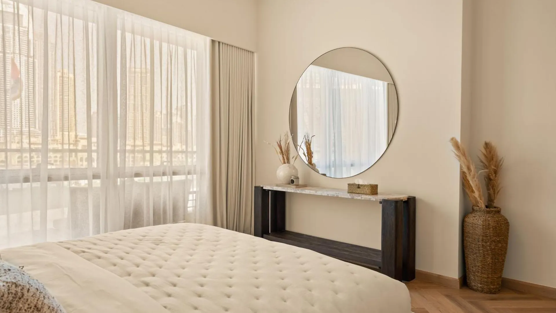 Apartment Seraya Residence 17 - 4Bdr - 2 Balconies With Marina Views Dubai